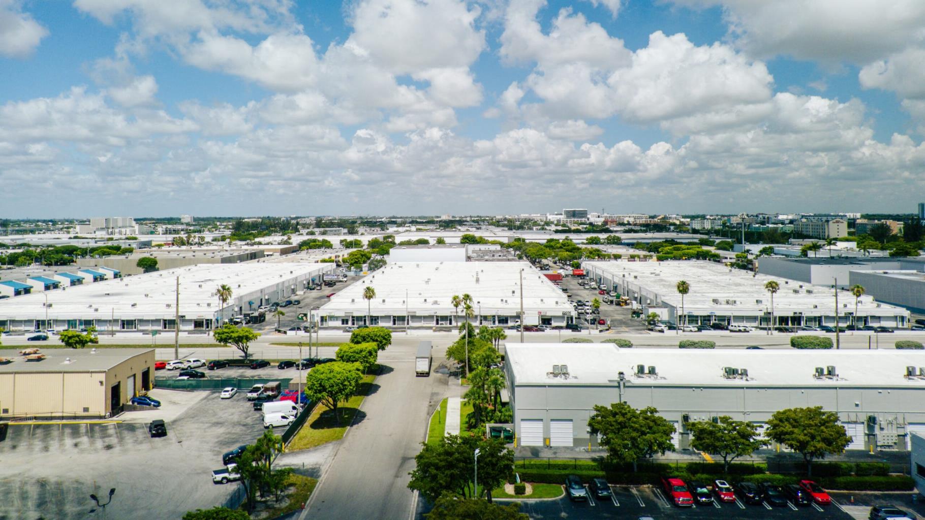 12,719 SF Industrial Space in Miami, FL Photo